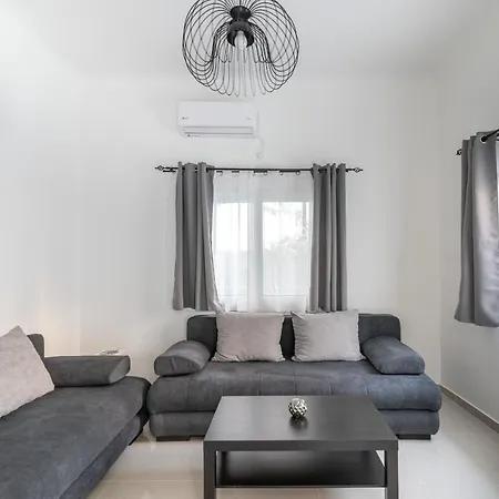 Blue Riviera Villas & Suites - Alimos Ateny